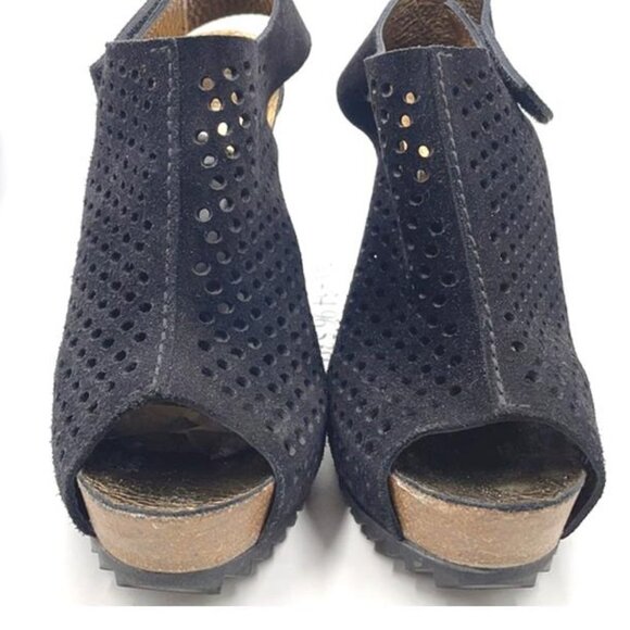 PEDRO GARCIA Candela Black Castoro Lame Bootie - Picture 3 of 13